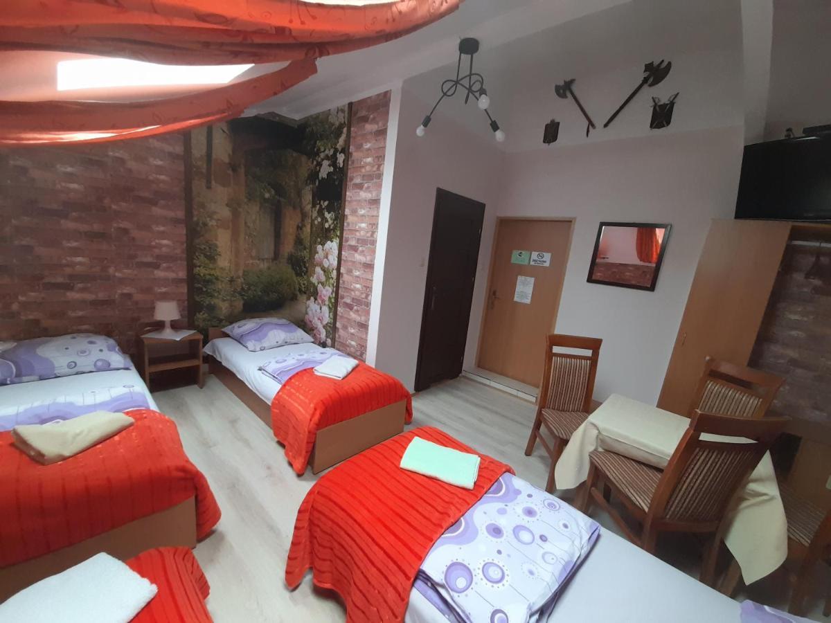 Hostel Green